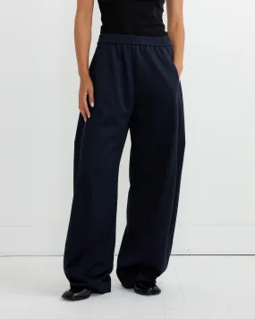 Active Winslow Pant in Navy