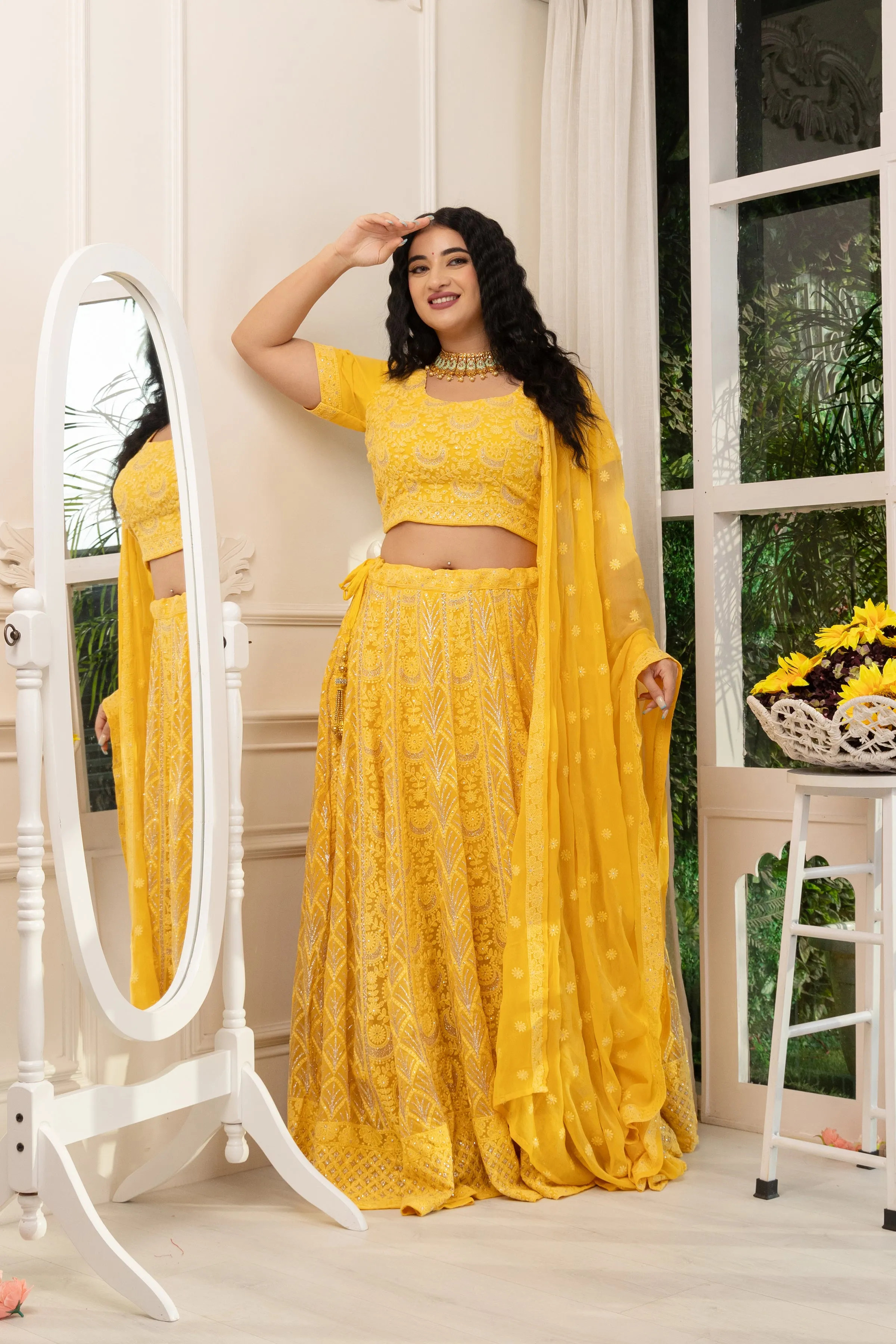 Ambar Alankar Lucknowi Lehenga