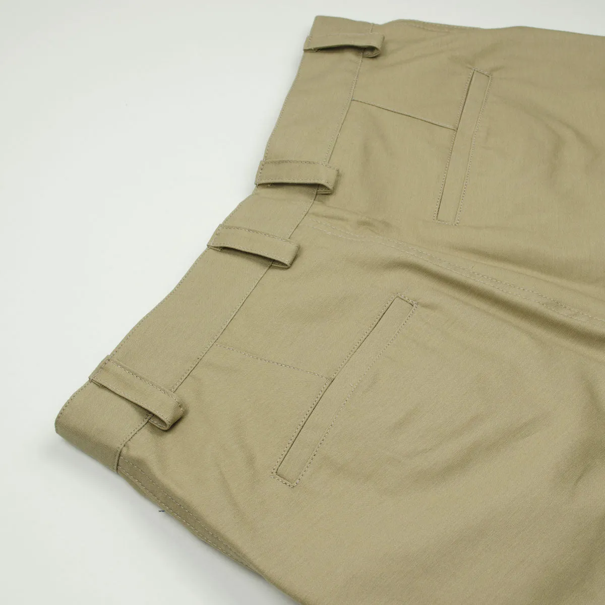 Arpenteur - Chino Shorts Back Satin - Sand