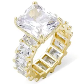 Center Stone Baguette Band Ring in Yellow Gold