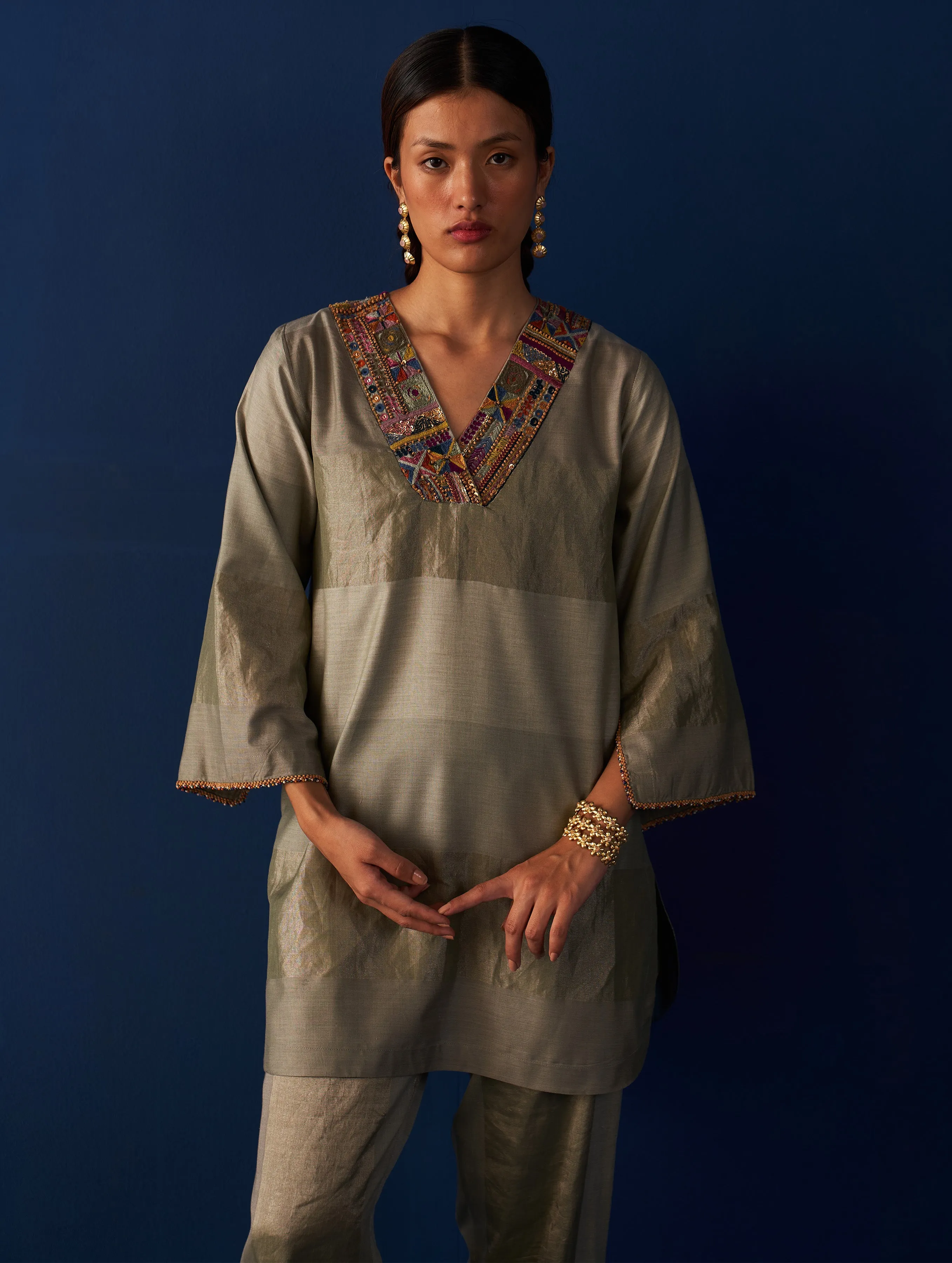 Chava Hand-Embroidered Kurta - Sage Grey