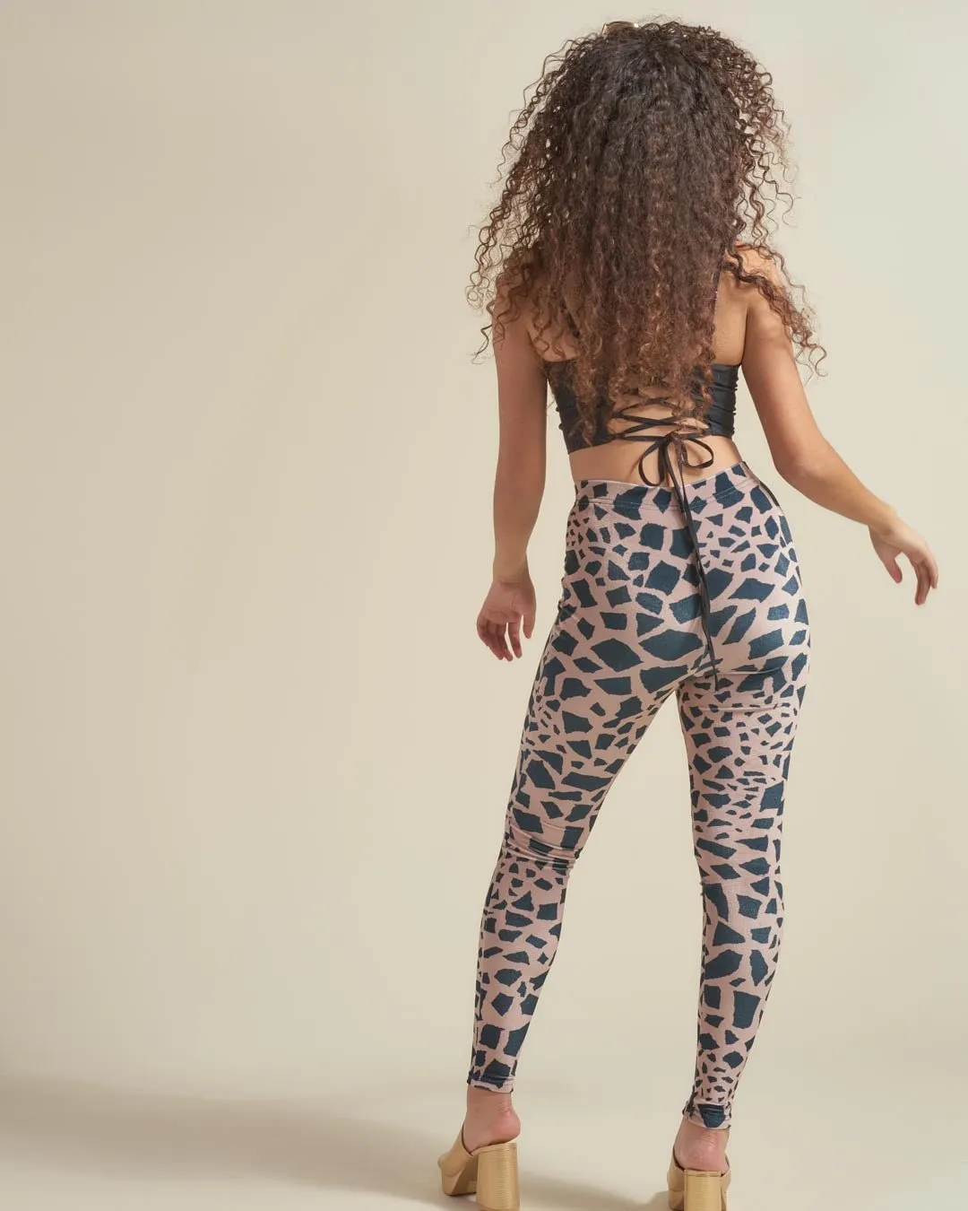 Giraffe High-Waisted Velvet Leggings | Women's