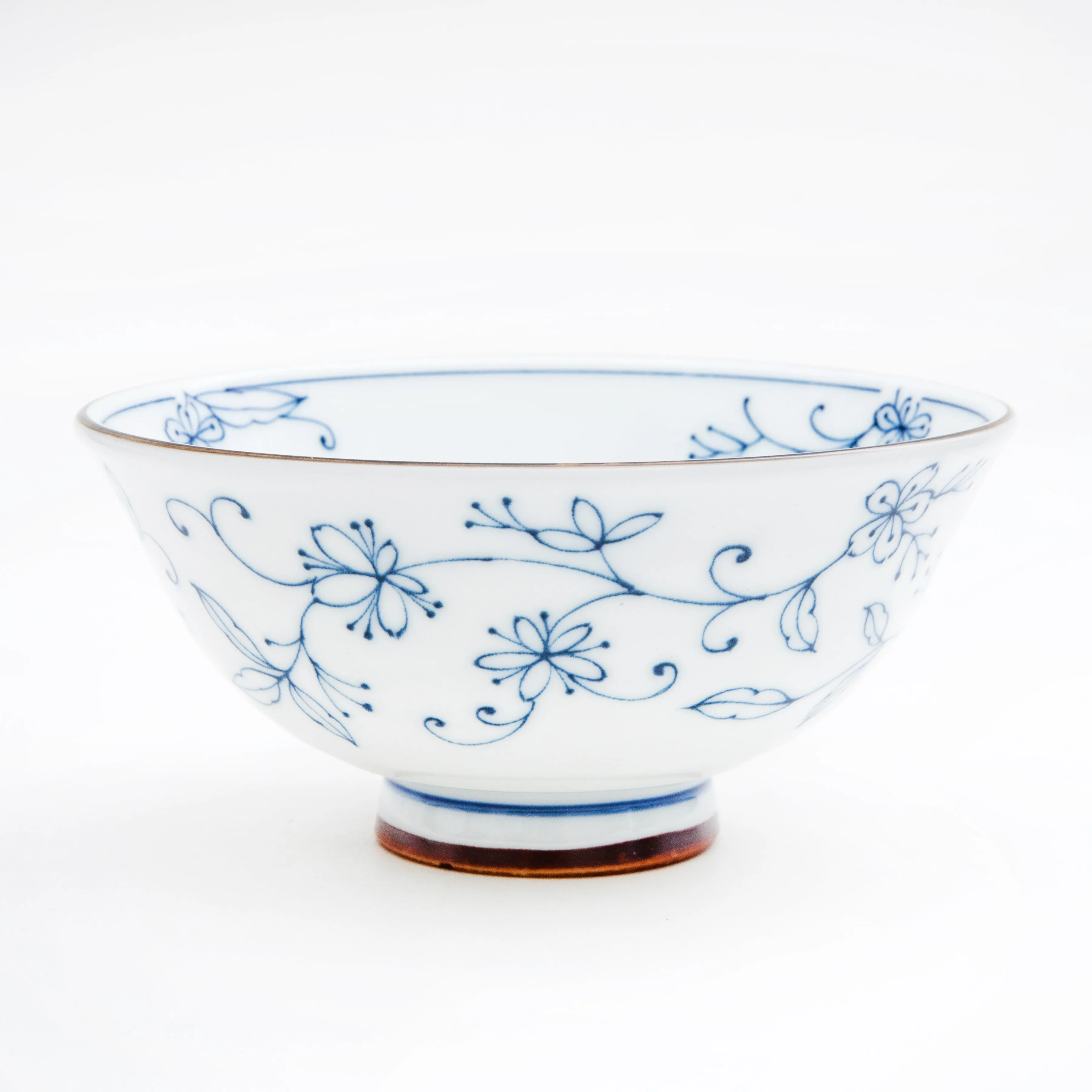 Line Arabesque Floral Pattern Porcelain Bowl