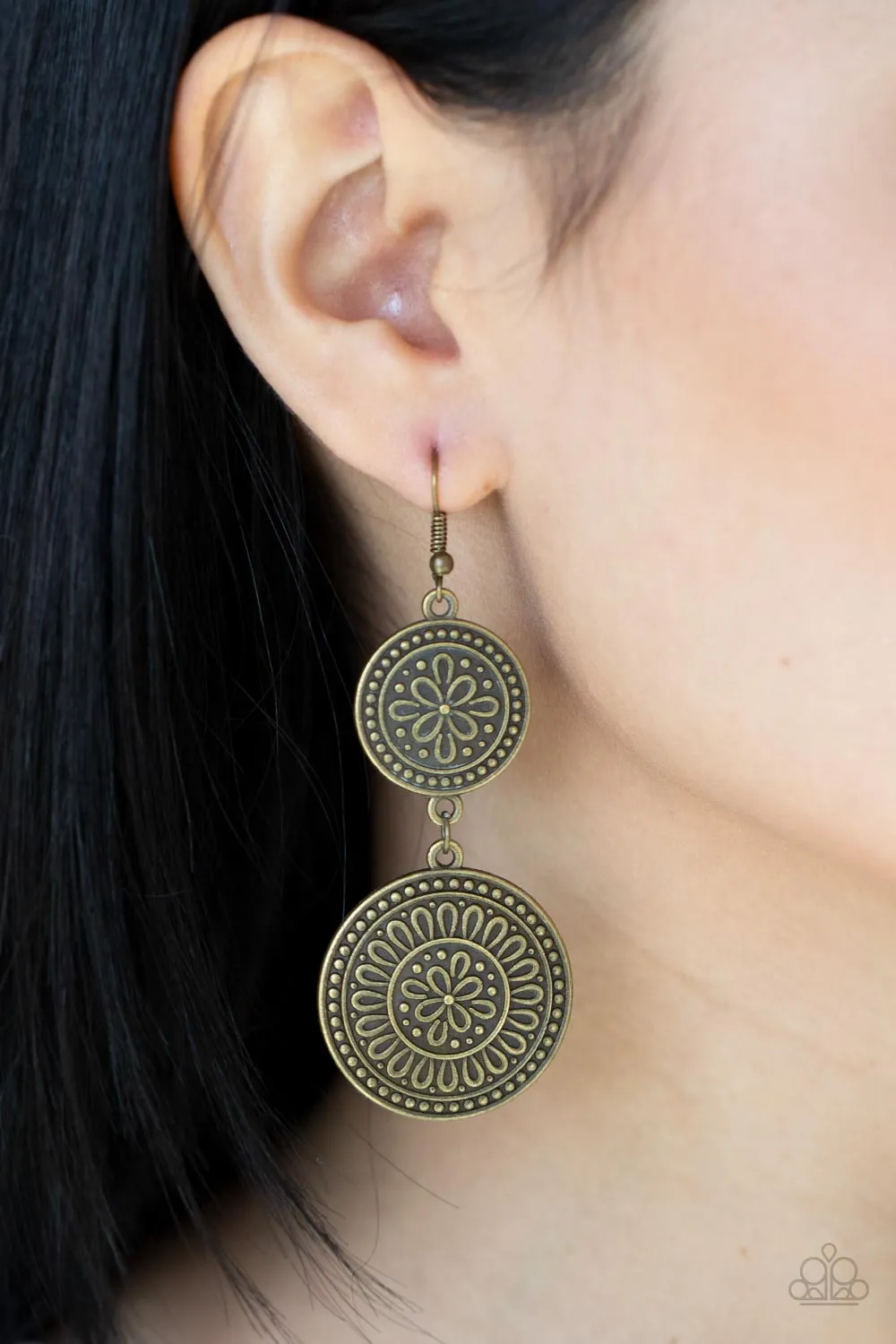 Road Trip Paradise - Brass - Paparazzi Earrings